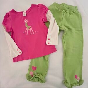 Gymboree Loveable Giraffe Heart Set